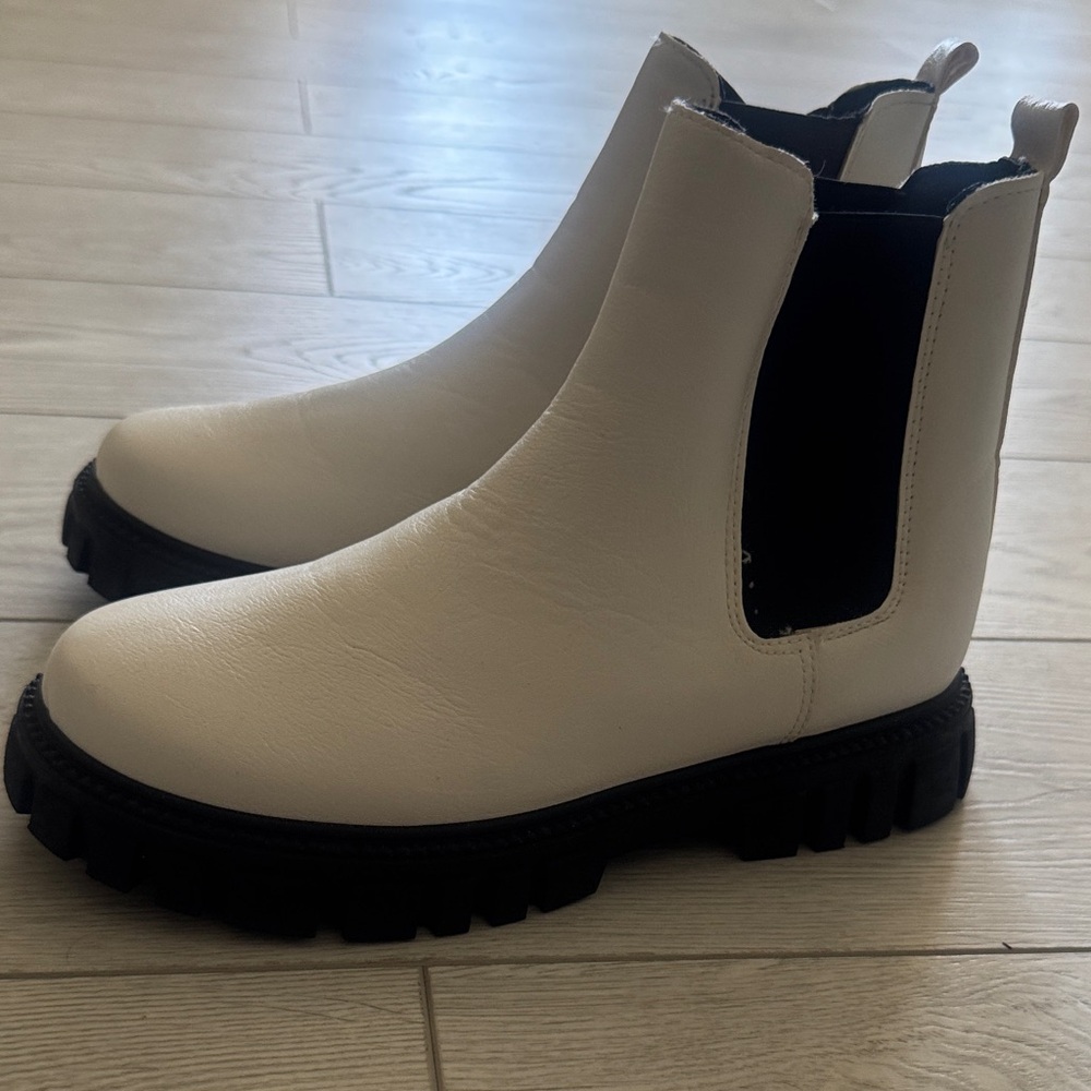 Stylish Kids White Boots